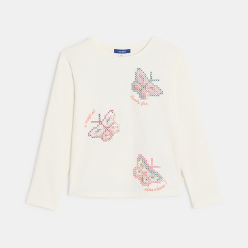 تي شيرت باللون البيج الفاتح، بأكمام طويلة، ومُزين برسمة فراشات، للفتيات